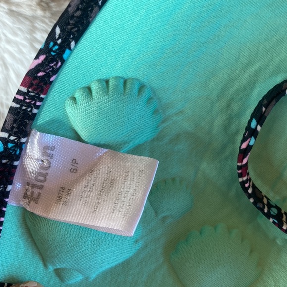 🔴5/$25🔴 bikini Top - Picture 3 of 3